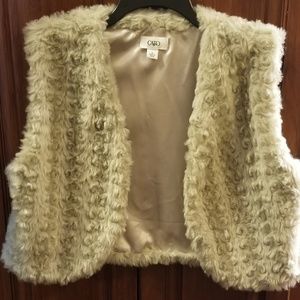 Faux fur short vest